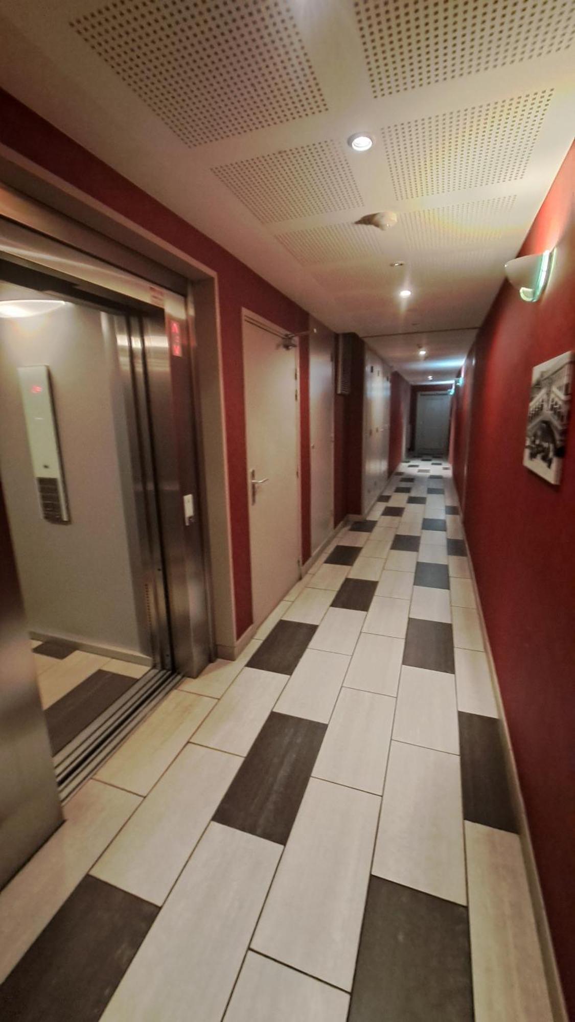 Appartement Cosy 3 Pieces Avec Garage Privatif Saint-Priest  Zewnętrze zdjęcie